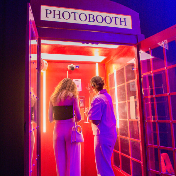 Photobooth British : Un Style Unique pour Vos Événements