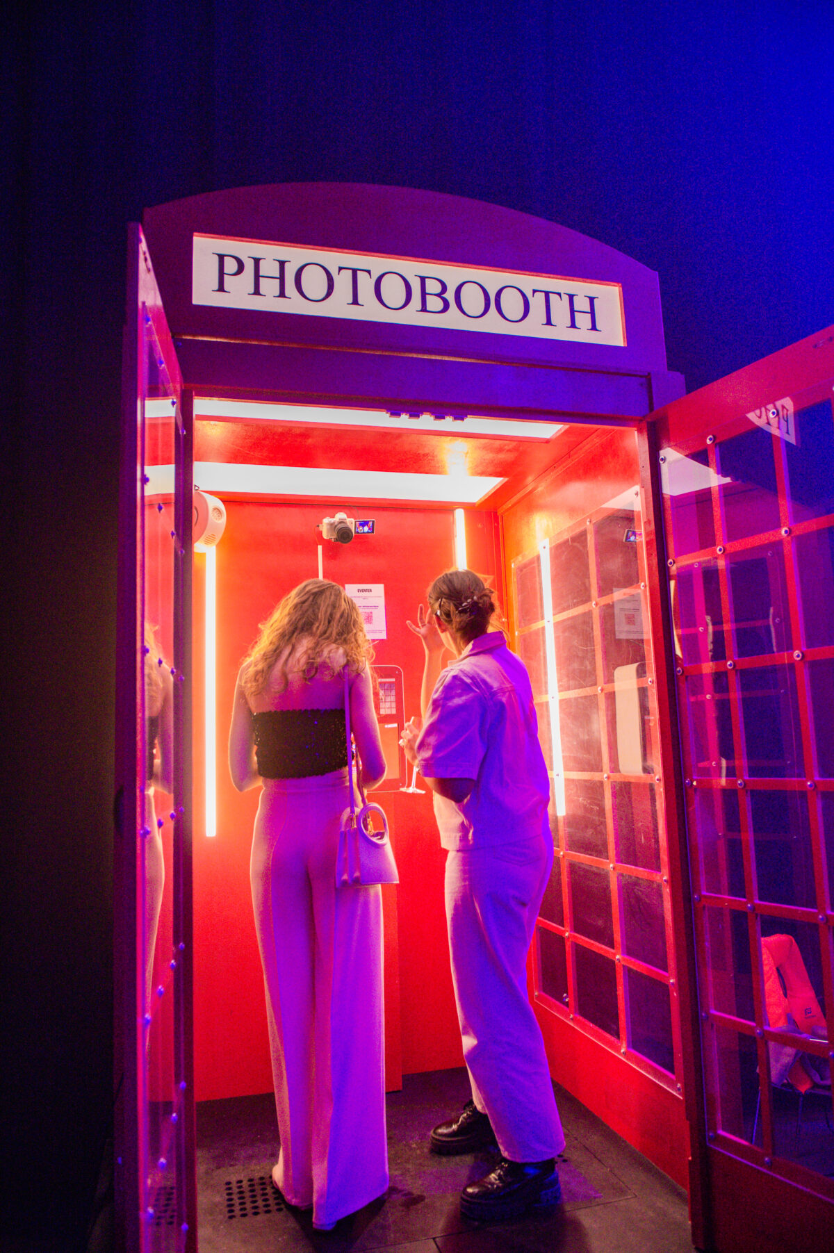 Photobooth British : Un Style Unique pour Vos Événements – Image 15